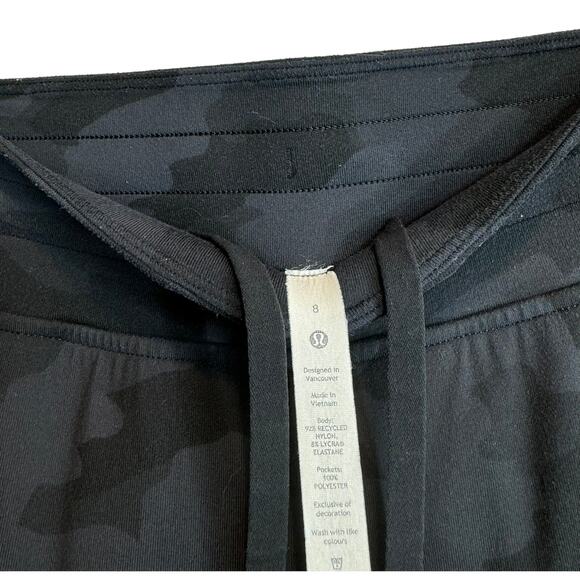 Lululemon Women's Cotton Camo Joggers Sweatpants Tie Waist Pockets Size 8 - Picture 3 of 5